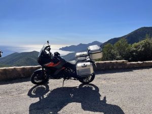 Alquiler de motos y estancia MOTO CORSE EVASION